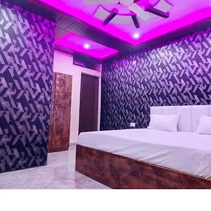  Guest house India Palace